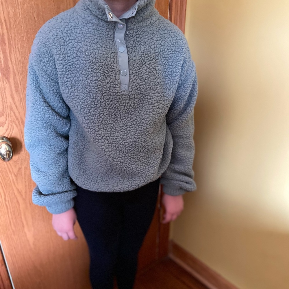 Green sweater from kohl’s